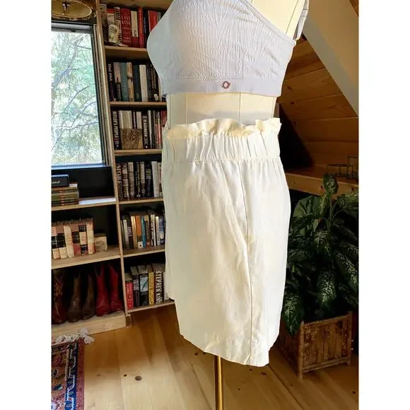 White Linen Shorts - Picture 7 of 7